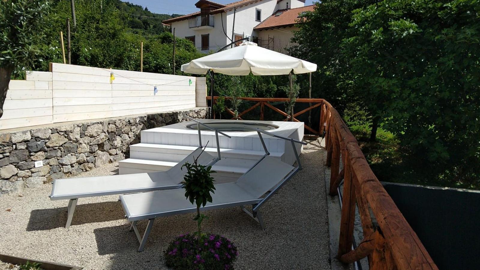 Four White Apartments Agerola Buitenkant foto